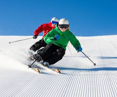 photo-skier-snow-sky-woman-man