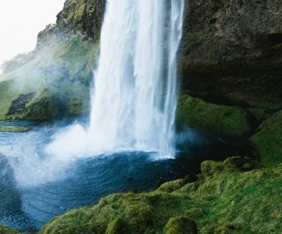 photo-waterfall-nature-green-moss